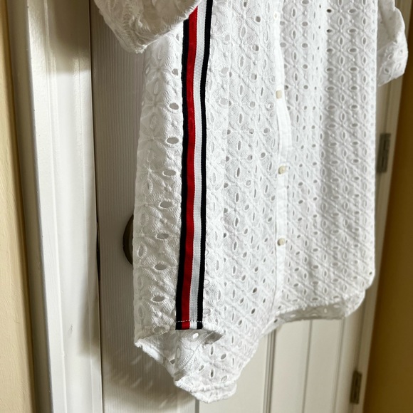 Tommy Hilfiger, White Eyelet Long Sleeve Button Front Top/Duster Dress. - Picture 4 of 9